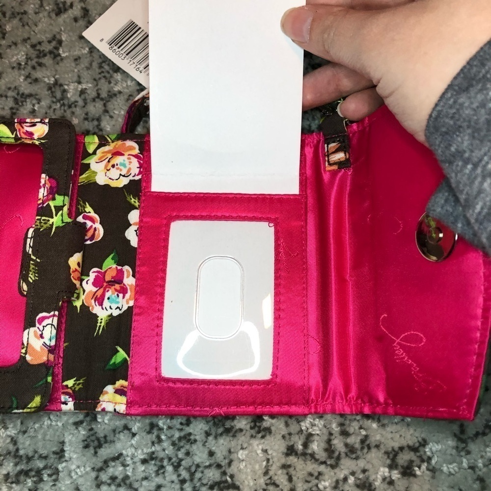 NWT Vera Bradley Flower Pattern Wristlet Wallet - Picture 5 of 7